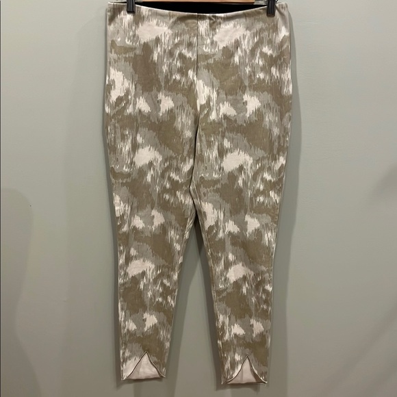 Lysse Pants - Lysse Taupe & White Cropped Ponte Leggings with Subtle Ikat Print